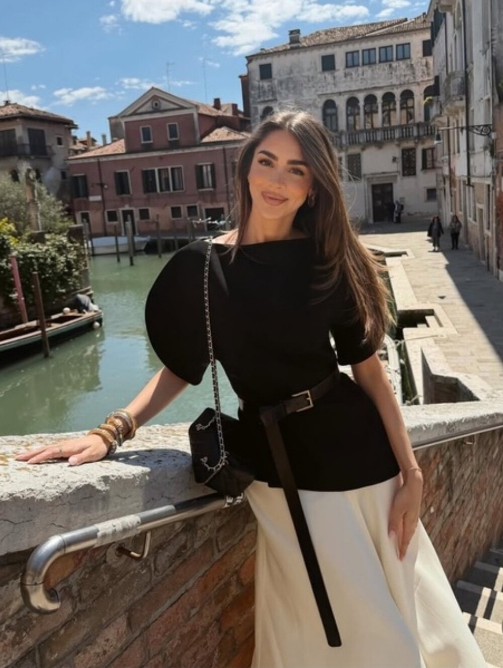 ZARA ZW COLLECTION BLACK BALLOON SLEEVE TOP ❤️‍🔥❤️‍🔥❤️‍🔥